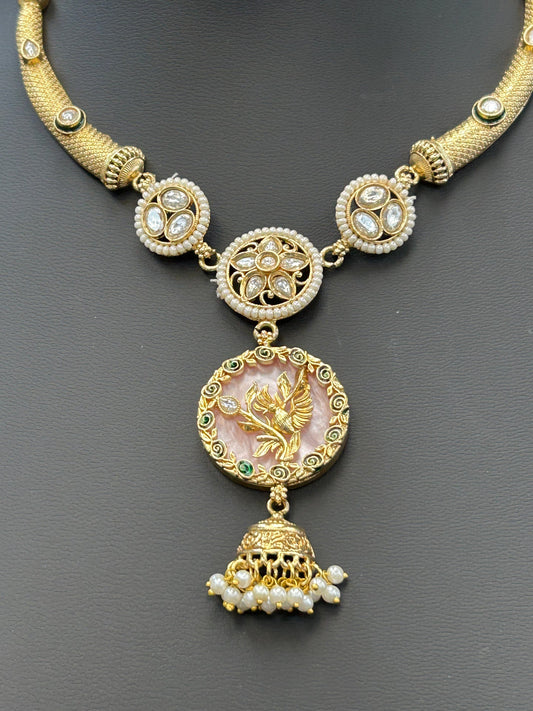 Light pink necklace set
