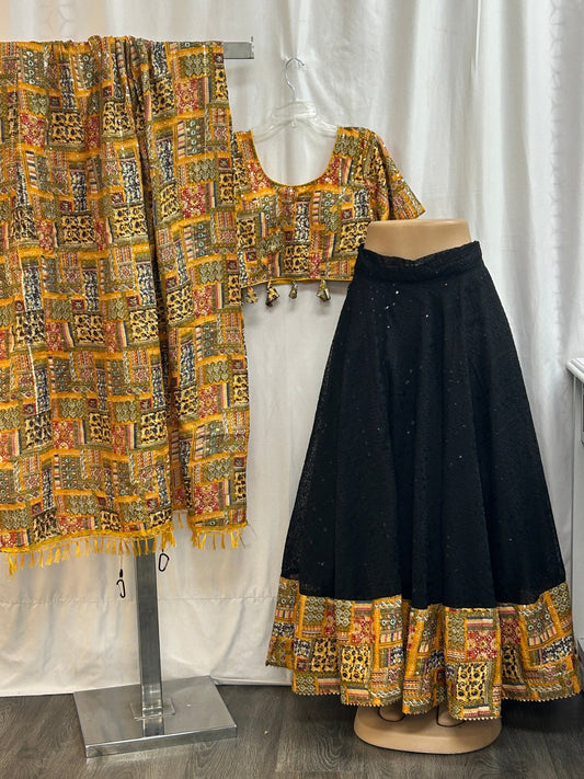 Garba chaniya choli set by Kurti Connection USA