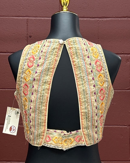 Sleeveless blouse