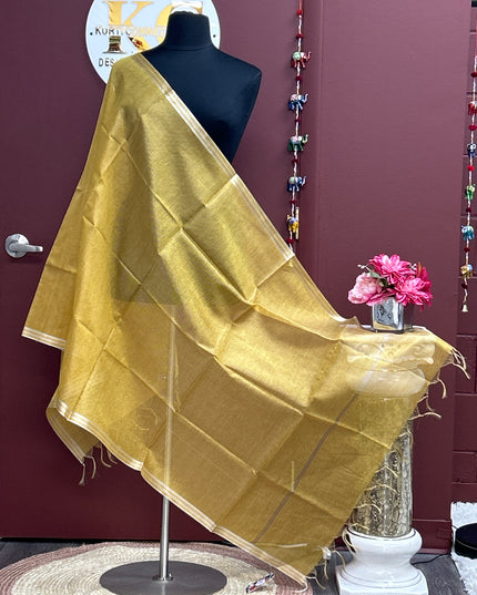 Gold dupatta