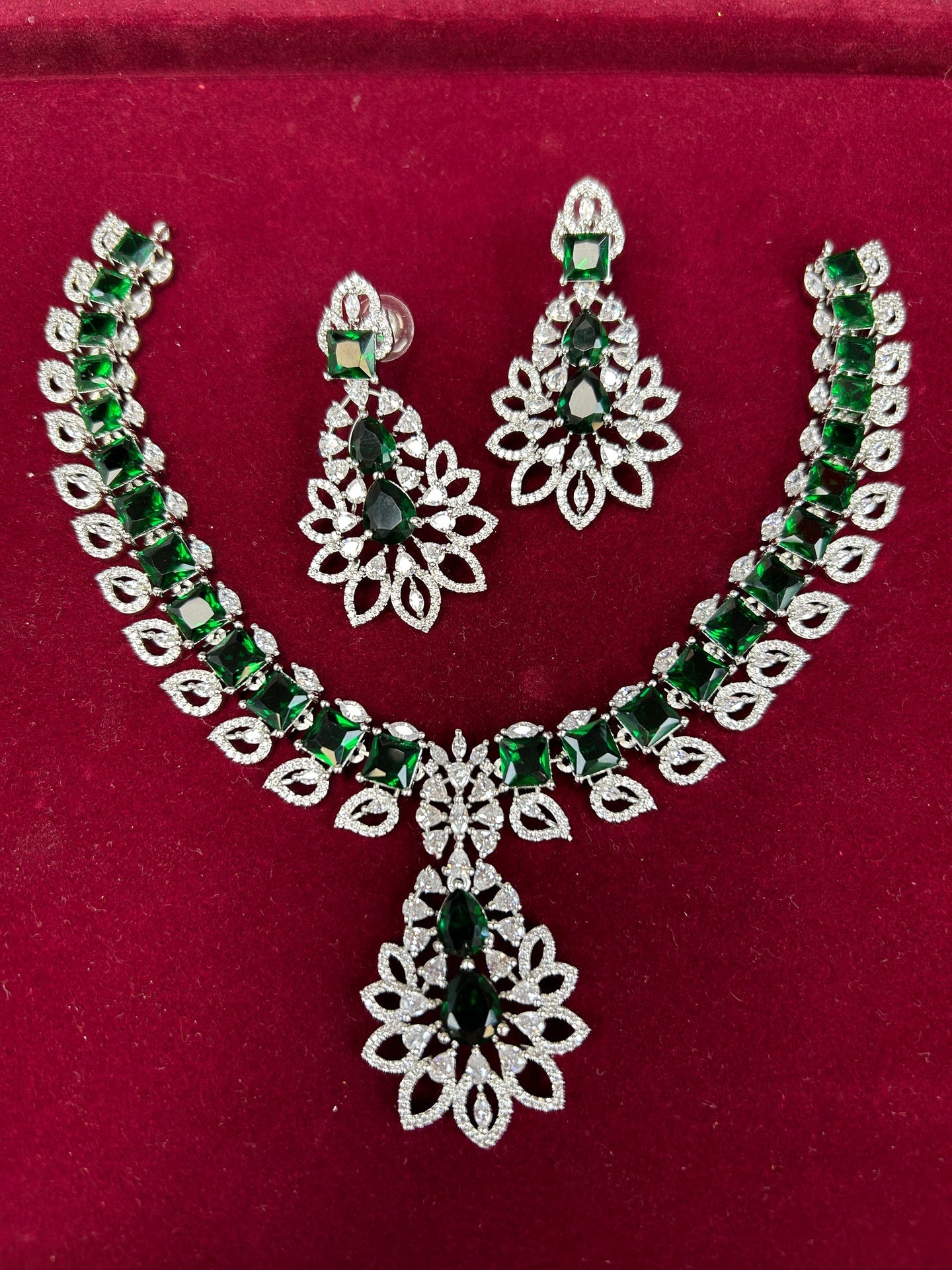 Statement necklace set by Kurti Connection USA