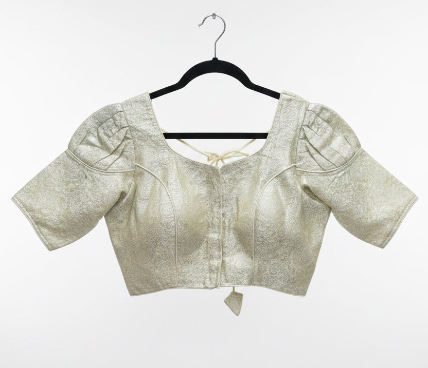 Off white / silver blouse