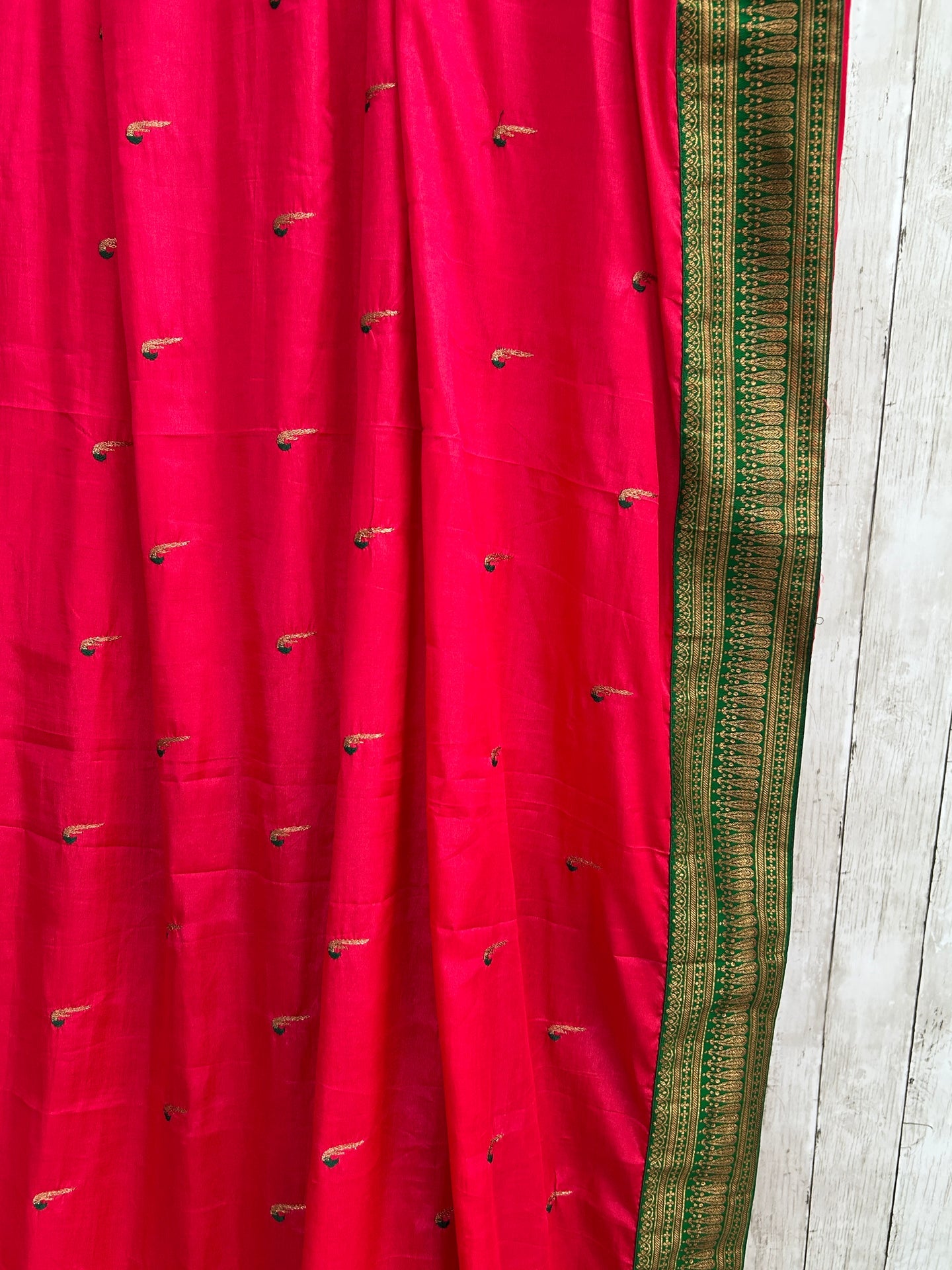 Dola silk saree
