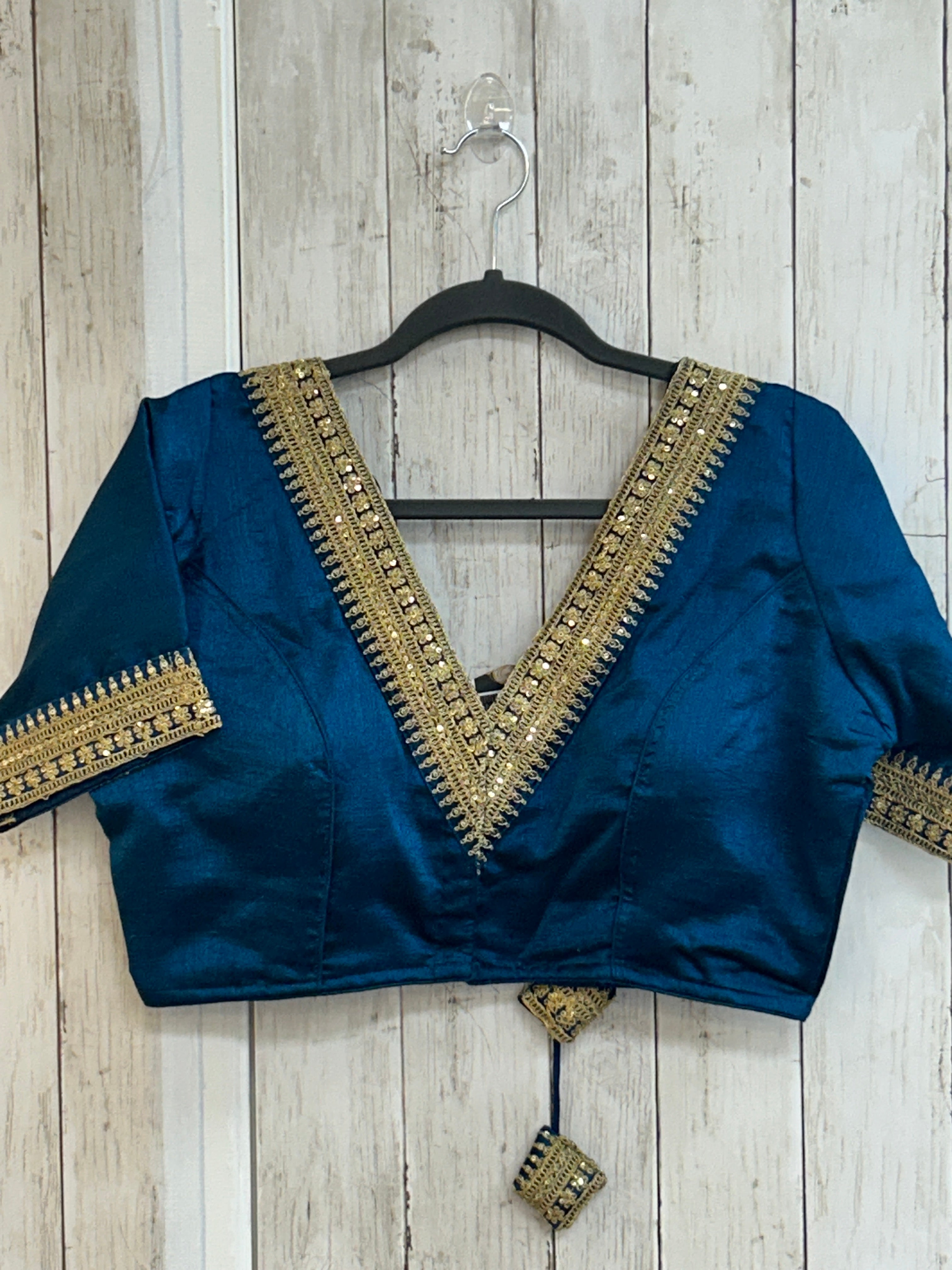Front hook blouse