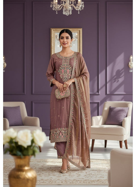 Kurti Connection USA dual tone tissue set with intricate embroidery on the neckline and hem. Includes matching dupatta and pants.
